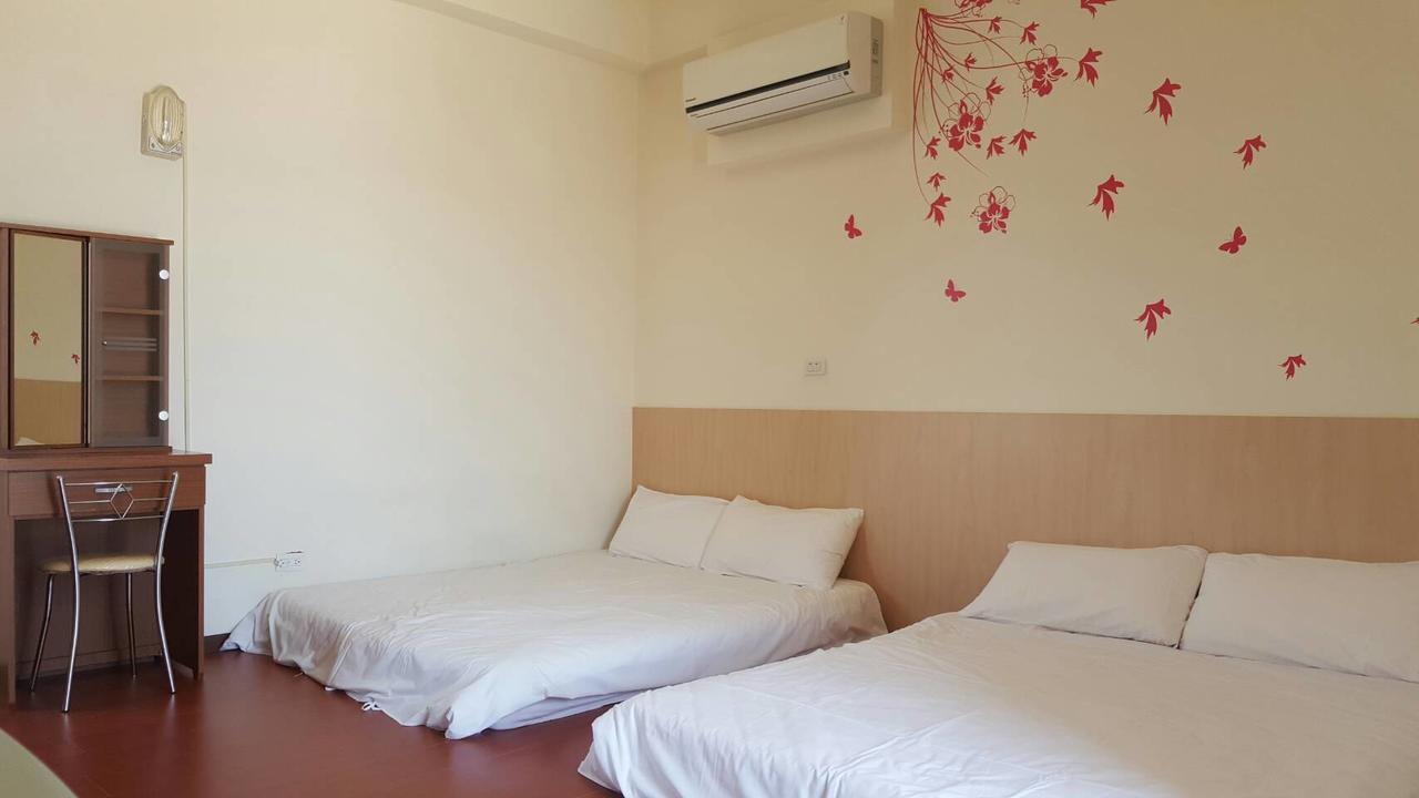 Dong Wang Homestay Taitung Bagian luar foto